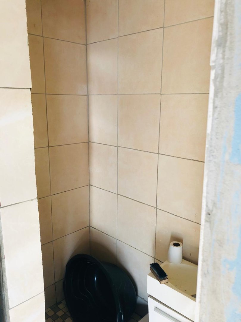 8 Bedroom Property for Sale in Harare Western Cape